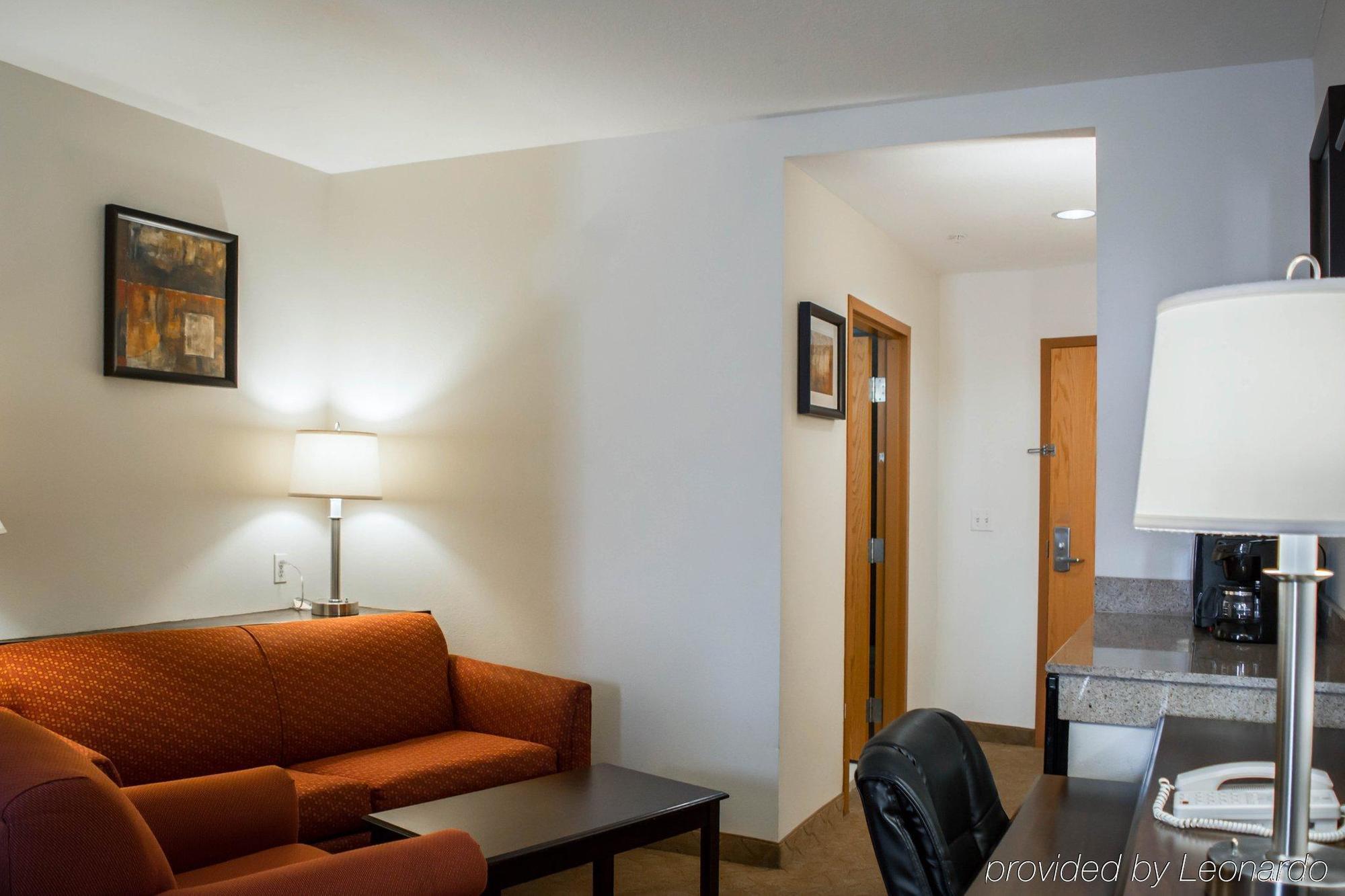 Hotel Comfort Tampa Airport North 3*