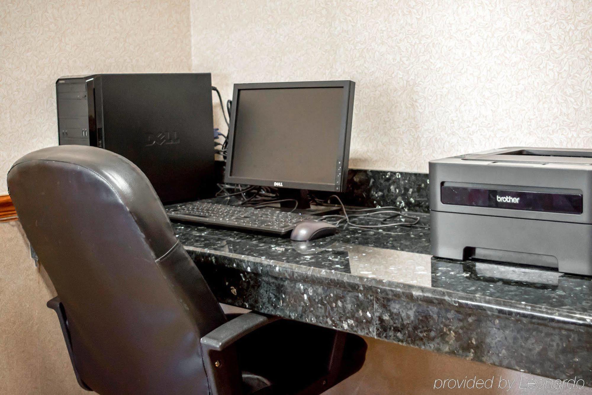Hotel Comfort Tampa Airport North 3*